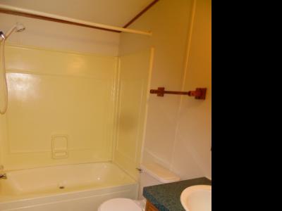 Photo 4 of 7 of home located at 28640 Parkview Flat Rock, MI 48134