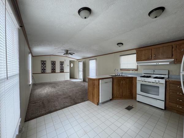 1999 Emperor Mobile Home For Sale