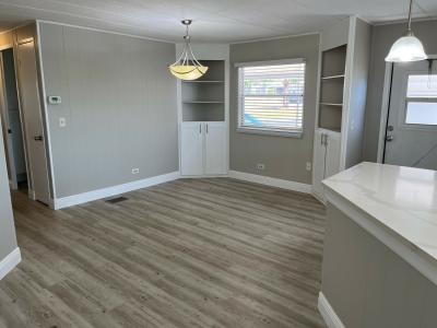 Photo 5 of 15 of home located at 3056 Saralake Blvd. Sarasota, FL 34239