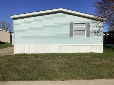 Photo 2 of 19 of home located at 6994 Chippewa Dr Romulus, MI 48174