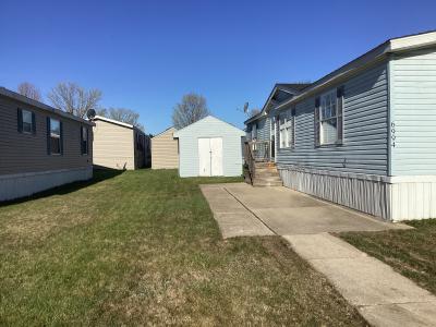 Photo 4 of 19 of home located at 6994 Chippewa Dr Romulus, MI 48174