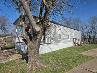 Photo 2 of 16 of home located at 3400 Robinson Dr # 36 Waco, TX 76706