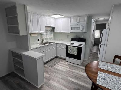 Photo 5 of 19 of home located at 1280 Lakeview Rd., Lot 108 Clearwater, FL 33756