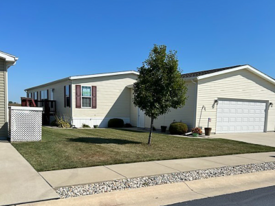 Mobile Home at 129 Country Walk Dr Walbridge, OH 43465