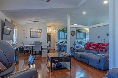 Photo 3 of 27 of home located at 101 Brian Dr. Henderson, NV 89074