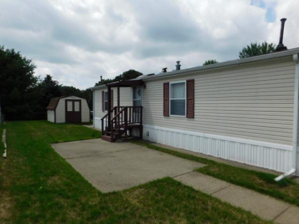 1993 Woodfield  Mobile Home