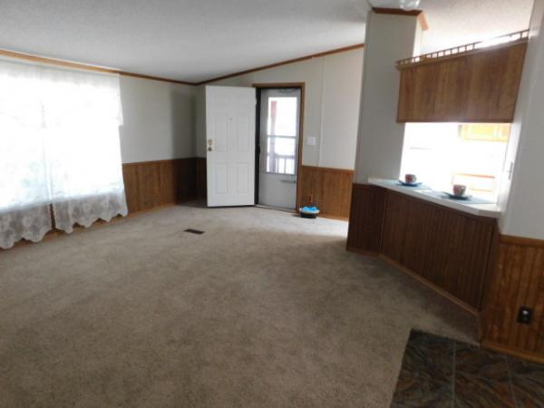 1993 Woodfield  Mobile Home