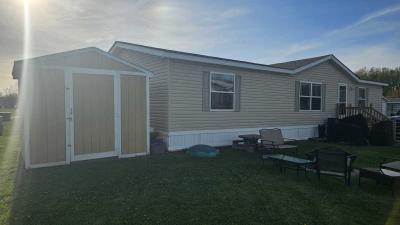 Photo 5 of 37 of home located at 28591 Parkview Flat Rock, MI 48134