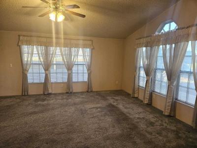 Photo 6 of 34 of home located at 121 Le Arta Henderson, NV 89014