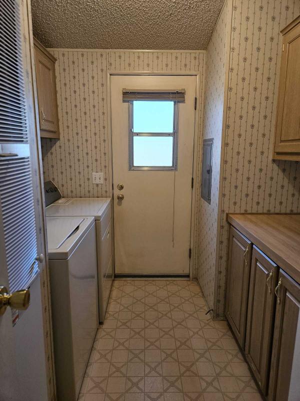 1994 FLEETWOOD SANDALWOOD Mobile Home
