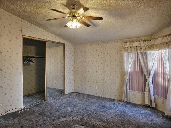 1994 FLEETWOOD SANDALWOOD Mobile Home