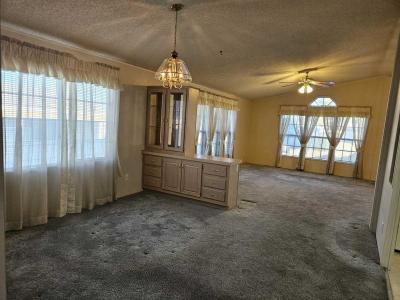 Photo 4 of 34 of home located at 121 Le Arta Henderson, NV 89014
