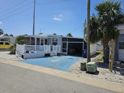 Photo 2 of 28 of home located at 9074 46th Ave N Saint Petersburg, FL 33708