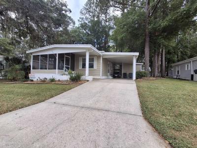 Photo 2 of 66 of home located at 6895 Easy Street Ocala, FL 34472