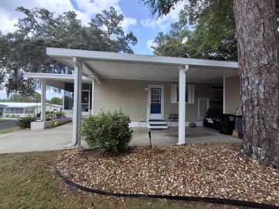 Photo 5 of 66 of home located at 6895 Easy Street Ocala, FL 34472