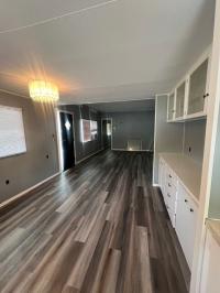 1970 Holly Park Manufactured Home