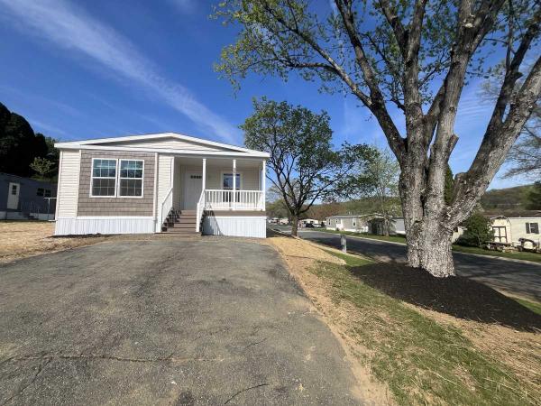 Photo 1 of 2 of home located at 262 Concord Drive Hereford, PA 18056