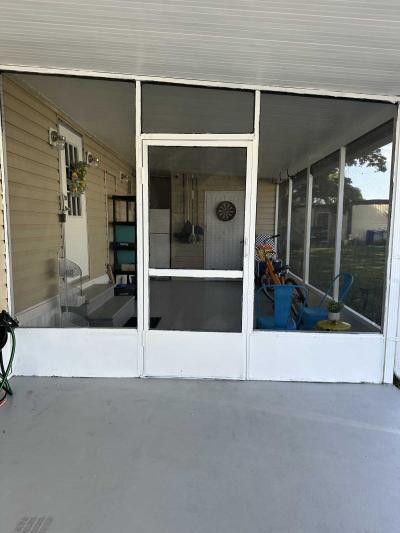 Photo 5 of 33 of home located at 1399 S Belcher Rd. Largo, FL 33771