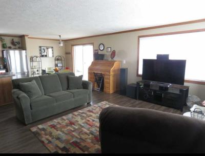 Photo 2 of 27 of home located at 415 James Rd Elwood, IL 60421
