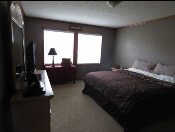 2006 Four Seasons SUMMERBROOK Manufactured Home