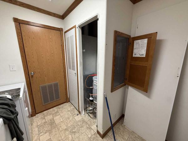 2006 Four Seasons SUMMERBROOK Manufactured Home
