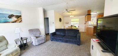 Photo 2 of 35 of home located at 10400 SE Cook Ct #151 Milwaukie, OR 97222