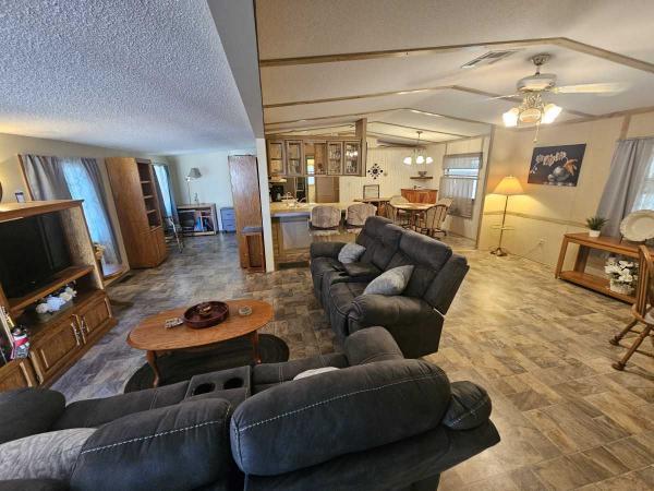 1987 Harbor Light Manufactured Home
