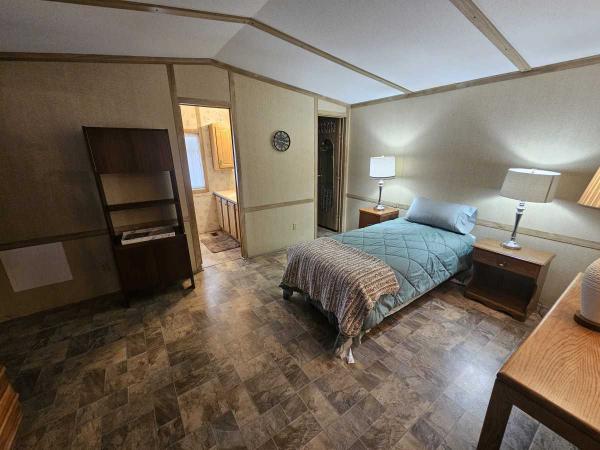 1987 Harbor Light Manufactured Home
