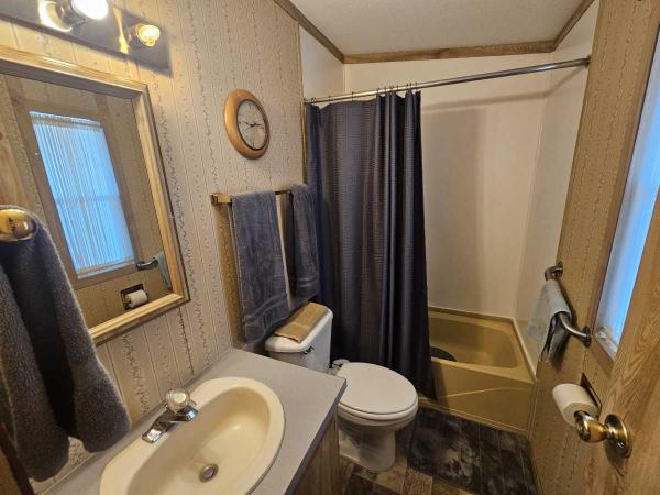 1987 Harbor Light Manufactured Home