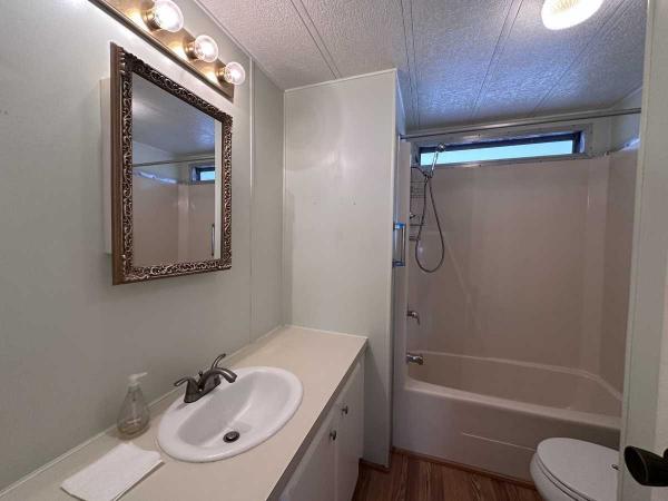 1980 Barr HS Mobile Home