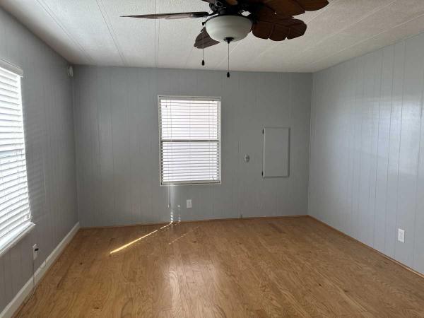 1980 Barr HS Mobile Home