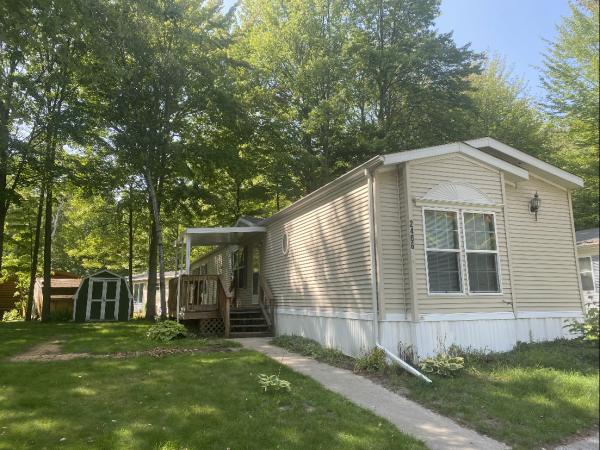 2004 Fairmont Mobile Home
