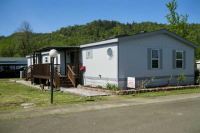 Mobile Home at 110 Willamina Ct Roseburg, OR 97470