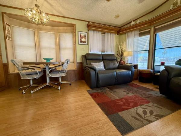1989 Cavco Manufactured Home