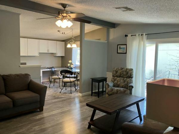 1986 CAVCO CAVCO Manufactured Home