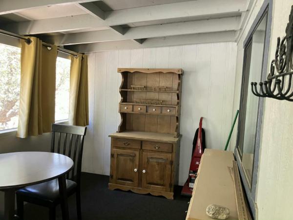 1986 CAVCO CAVCO Manufactured Home