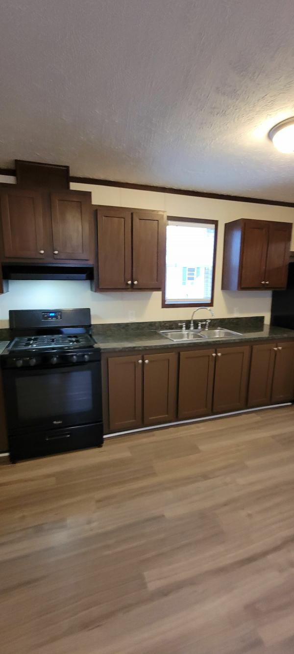 2015 Clayton Homes Inc Mobile Home For Sale