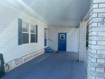 Photo 2 of 12 of home located at 740 Gladiola Dr Auburndale, FL 33823