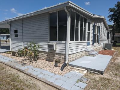 Photo 3 of 12 of home located at 740 Gladiola Dr Auburndale, FL 33823