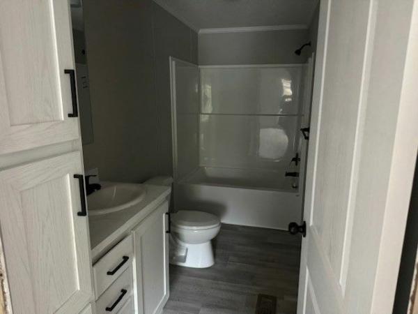 2025 Champion Dutch Aspire Mobile Home