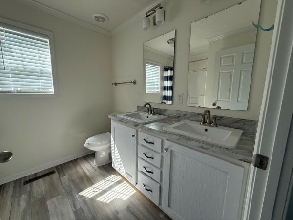 2023 Clayton 58FRE2 Mobile Home