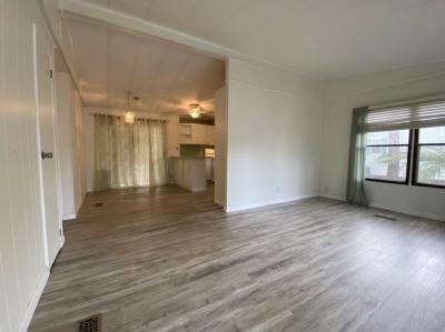 Photo 4 of 21 of home located at 833 Richmond Trail Garden City, SC 29576