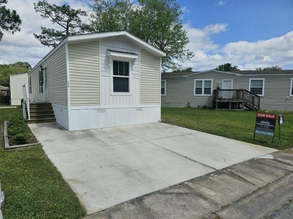 2023 Clayton Community Line 260 5216 Manufactured Home