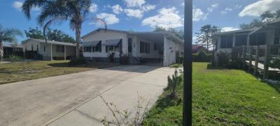Photo 2 of 12 of home located at 5829 Tuna Drive Orlando, FL 32822
