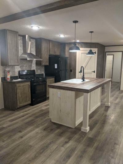 Photo 4 of 23 of home located at 28 Belmar St. #28Bel Saint Cloud, MN 56301