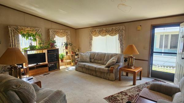 1987 Mobile Home