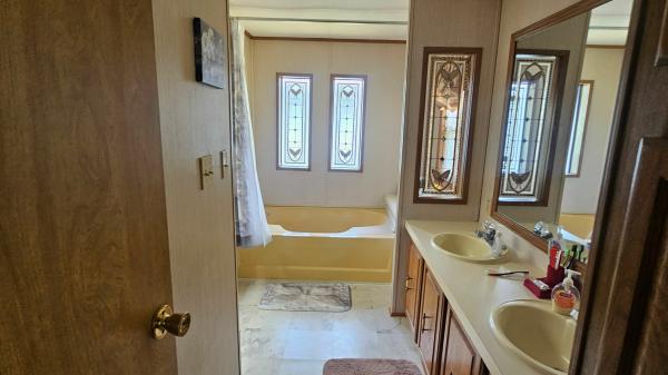 1987 Mobile Home