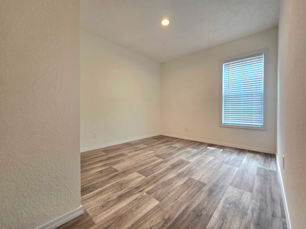 2023 Clayton - Redwood Falls  Home