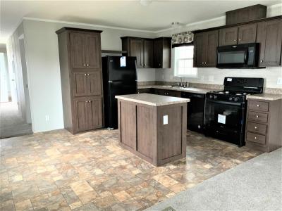 Mobile Home at 17076 Canterbury Circle Lot 22 Holly, MI 48442