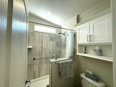 Photo 4 of 20 of home located at 13210 Lime Avenue Grand Island, FL 32735